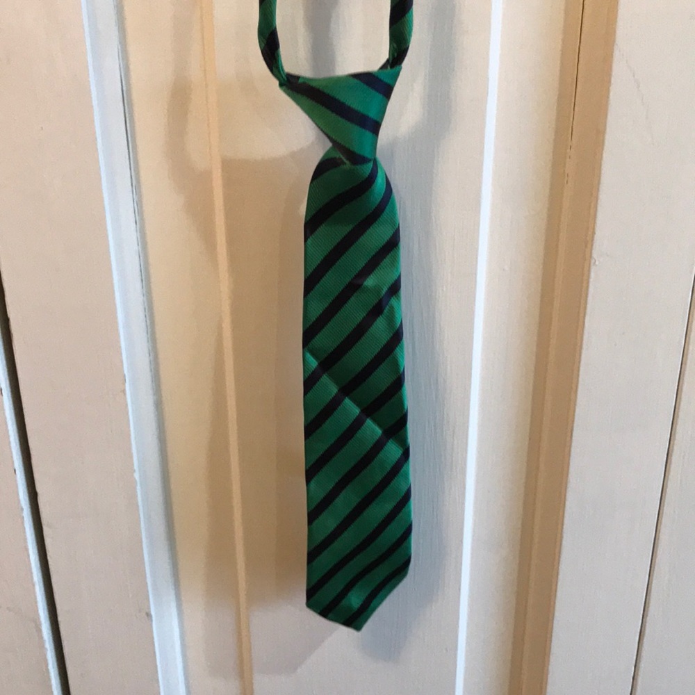 Children’s place tie, size 24 months to 4T